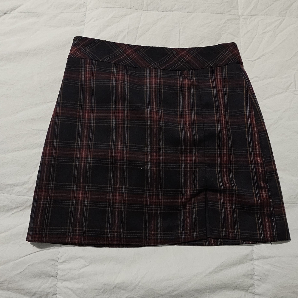 Forever 21 Black and Red A-Line Mini Skirt